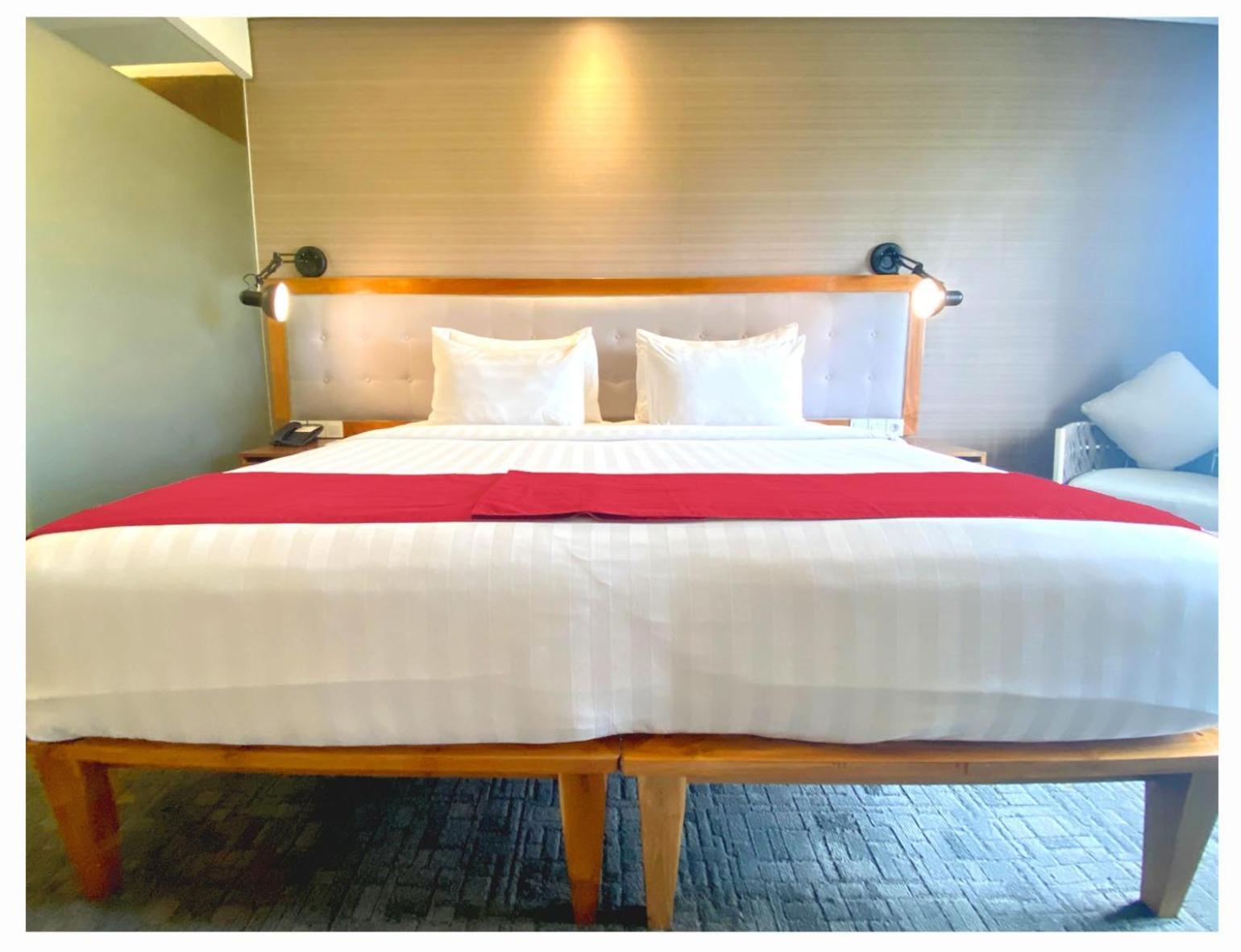 Famvida Hotel Lubuklinggau Luaran gambar