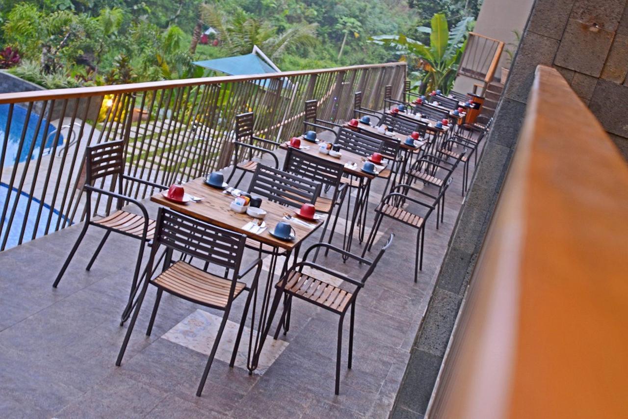 Famvida Hotel Lubuklinggau Luaran gambar