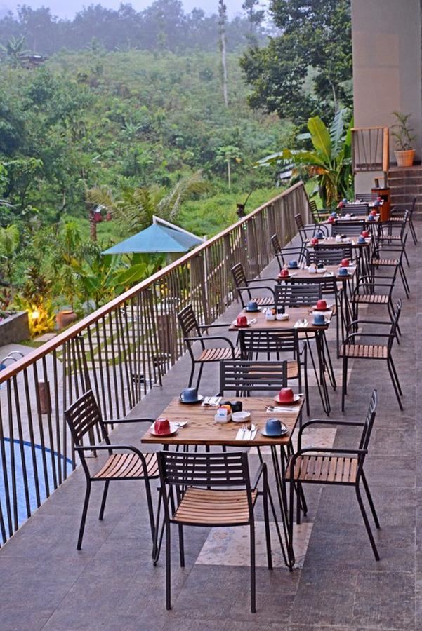 Famvida Hotel Lubuklinggau Luaran gambar