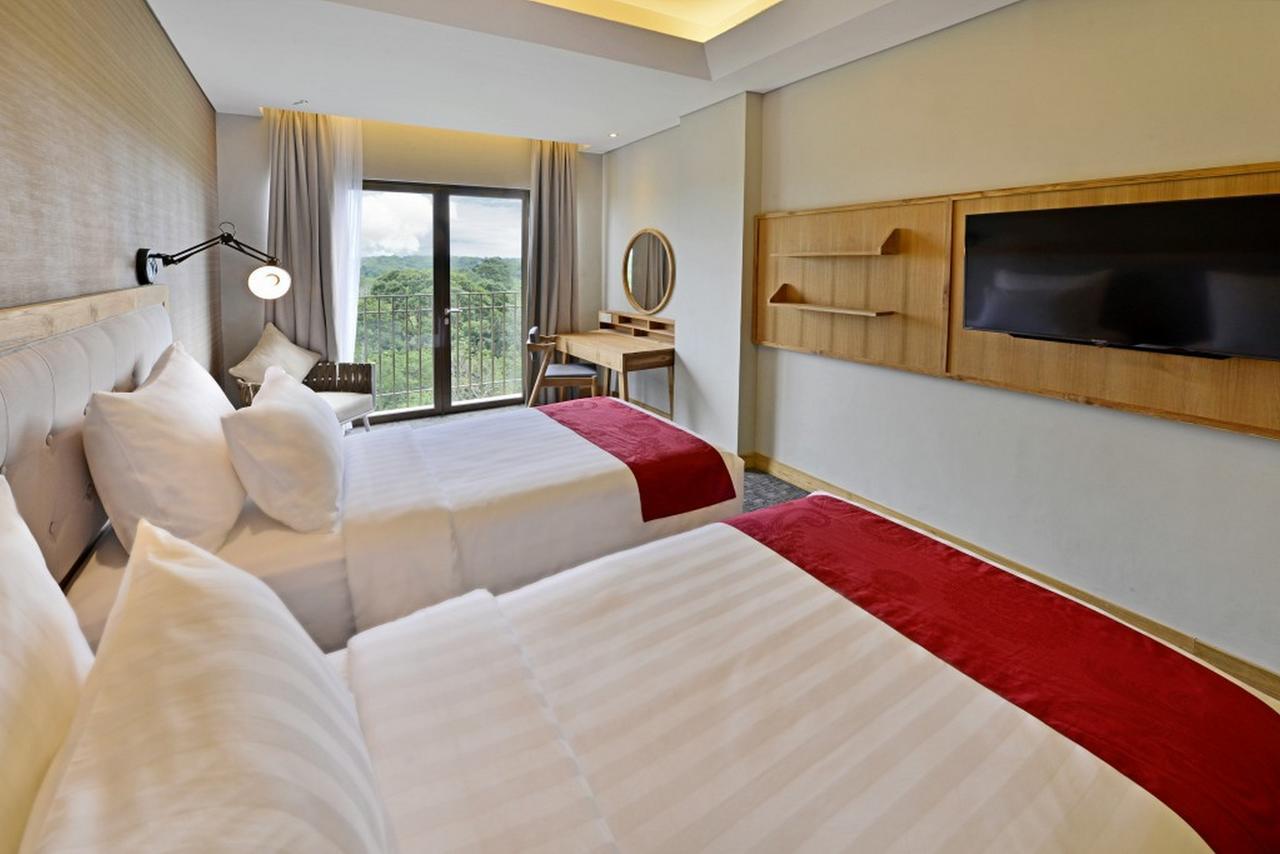 Famvida Hotel Lubuklinggau Luaran gambar