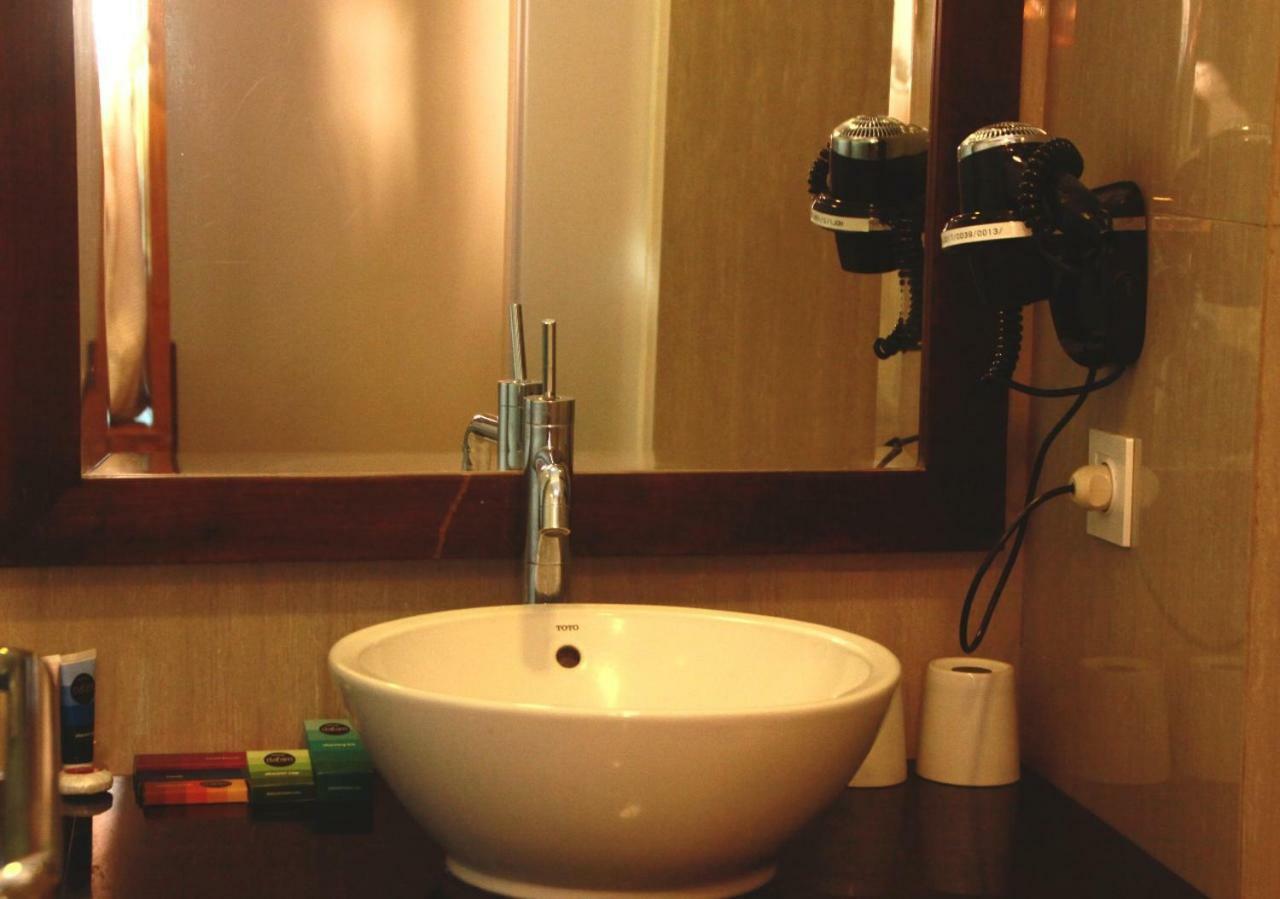 Famvida Hotel Lubuklinggau Luaran gambar
